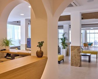 Universal Hotel Bikini - Cala Millor