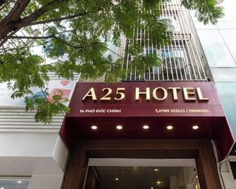 A25 Hotel - 14 Pho Duc Chinh - Ho Chi Minh City - Building