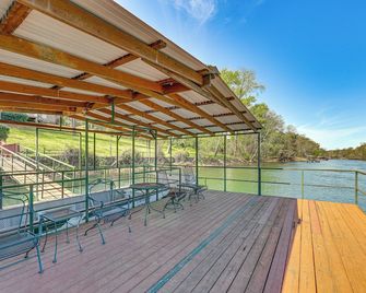 Private Dock The River House In Heber Sp - Heber Springs - Balkón