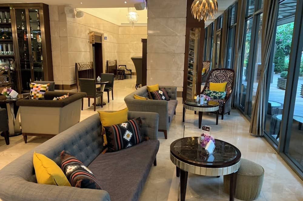 إس أورا هوتل