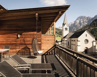 Hotel Pider - Wengen - Balkon