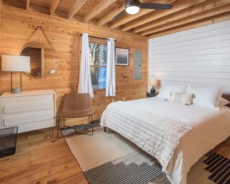 Red Feather Cabins 320 - Boone - Bedroom