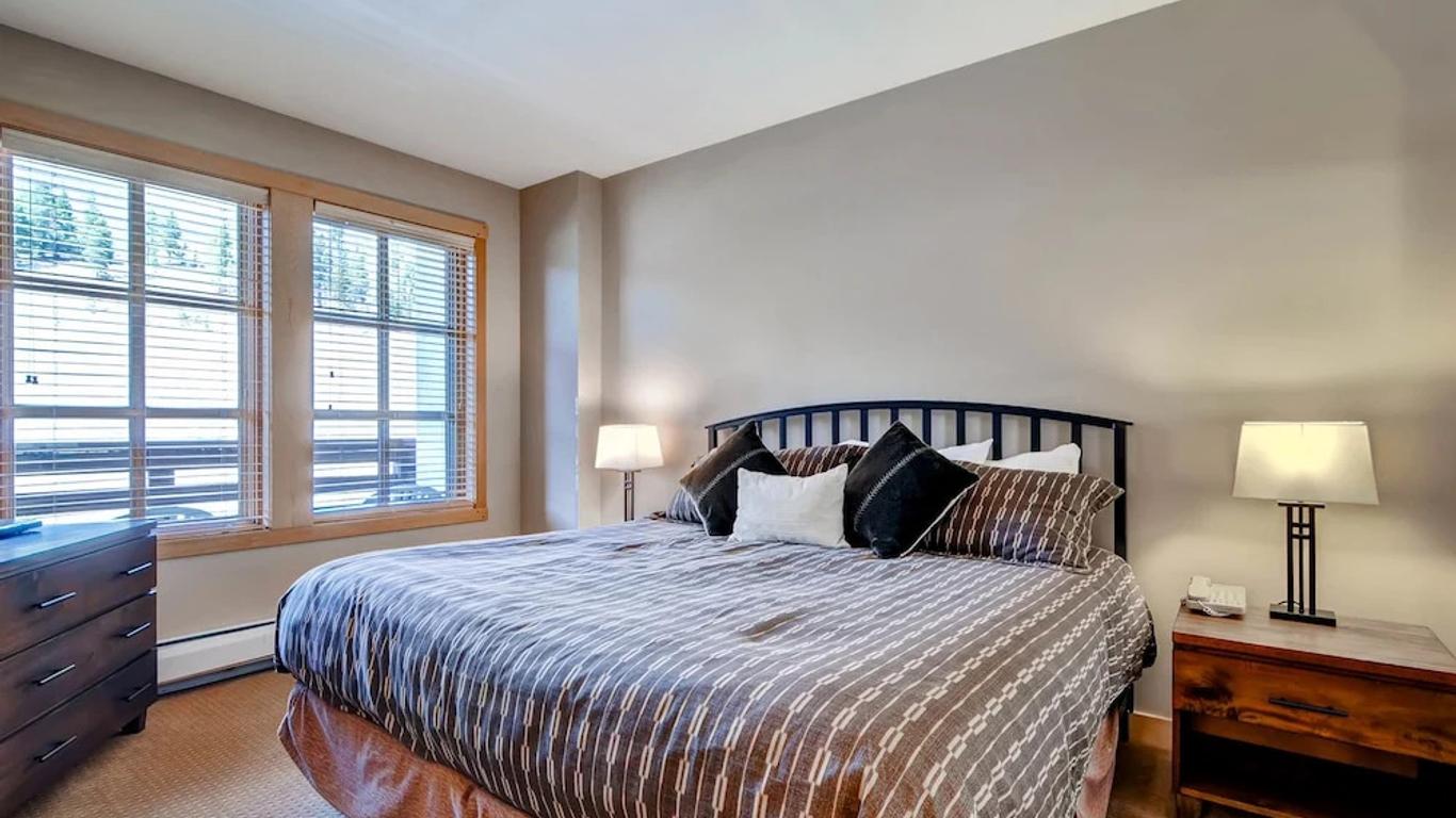 Passage Point at Center Village by Copper Mountain Lodging