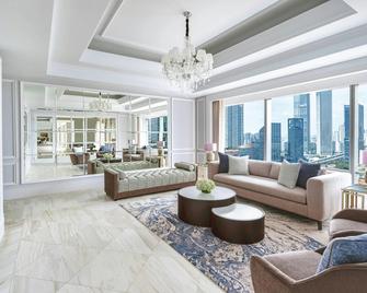 ذه ريتز-كارلتون جاكارتا، ميغا كونينغان - جاكرتا - غرفة معيشة