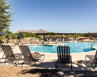 Brand New 2 Bedroom, 2 Bath Condo with pool and gym - Tubac - Pool