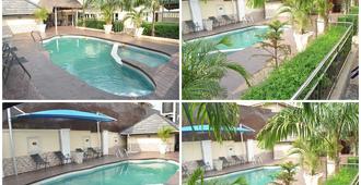 Ne-Yo Hotel and Suites - Asaba - Pool