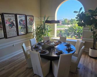 Hilltop, Estate with views, vineyards, and The utmost in luxury - Madera - Essbereich