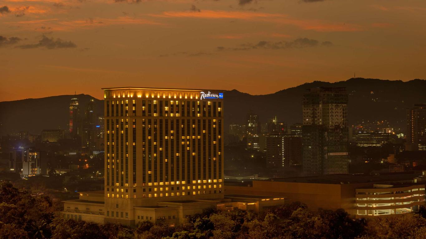 راديسون بلو سيبو