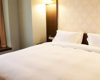 The Treasure Land Resort Hotel - Jinsha Township - Habitación