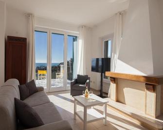 Appartamento Blue Line - Fiascherino - Living room