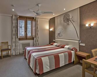 Hotel Monasterio de Leyre - Yesa - Bedroom