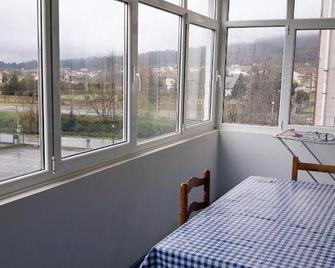 Albergue Pension Flavia - Padrón - Varanda