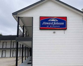 Howard Johnson by Wyndham Hillsboro TX - Hillsboro
