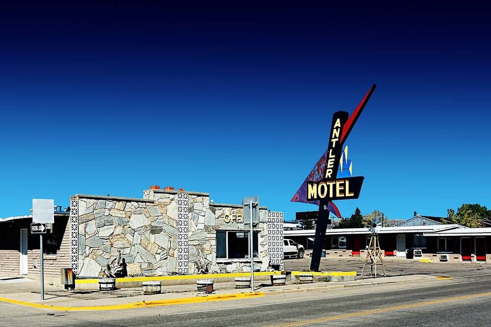 Antler Motel