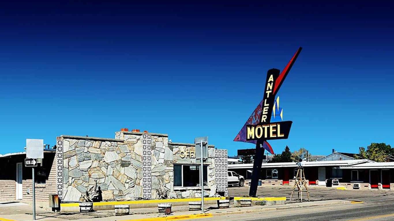 Antler Motel