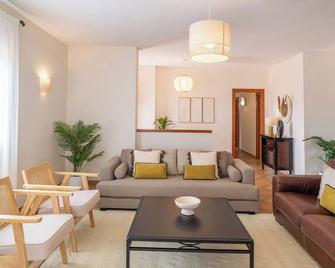 Casa Rocio y Paloma Vinuela by Ruralidays - Viñuela - Sala de estar