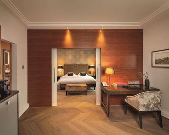 Hotel Maximilians - Augsburg - Bedroom