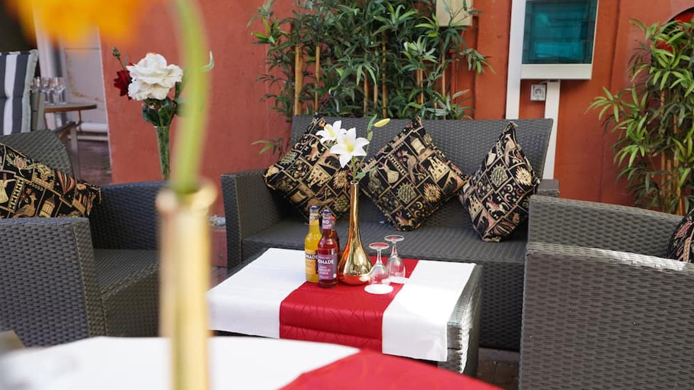 Hotel Villa Oriental & Restaurant