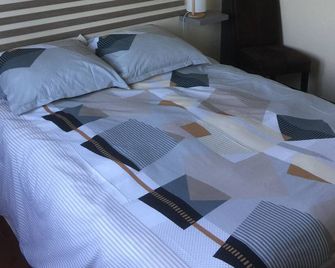 La Perline, Detached house in Ardèche Verte, near Lamastre - Le Crestet - Slaapkamer