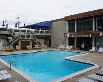Windjammer Motor Inn - Seaside Park - Bể bơi