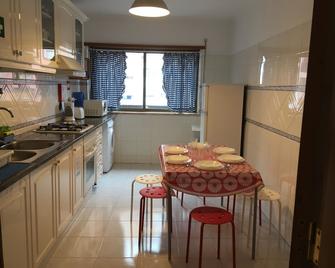 Apartamento Familiar Lisboa Taguspark - Sintra - Keuken