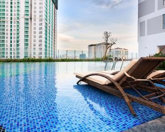 Nu Rivergate Saigon Apartment - Ho Chi Minh City - Pool