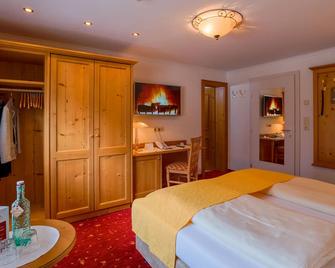 Hotel-Garni Jakober - Tux - Habitación