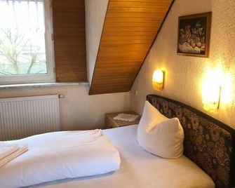 Pension Dören - Cochem - חדר שינה