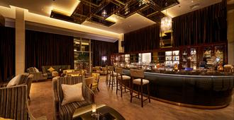 Millennium Airport Hotel Dubai - Dubaj - Bar