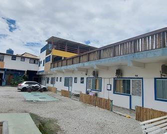 Subuai Village - Aluguel Economico - Arraial do Cabo - Edifício