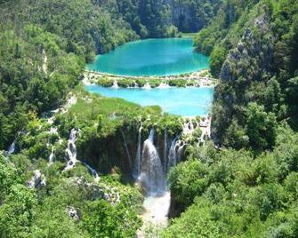 White House Plitvice - Korenica