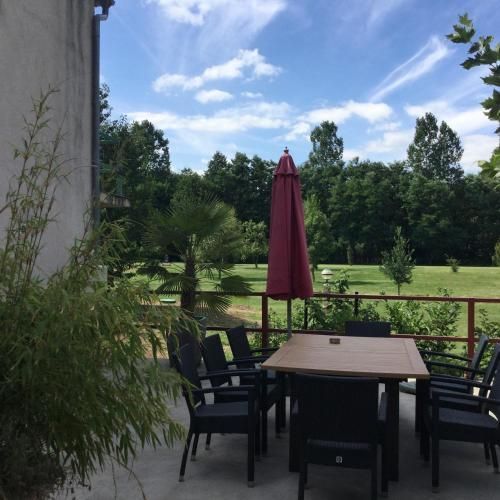 Le Scorpion - Blesle - Patio