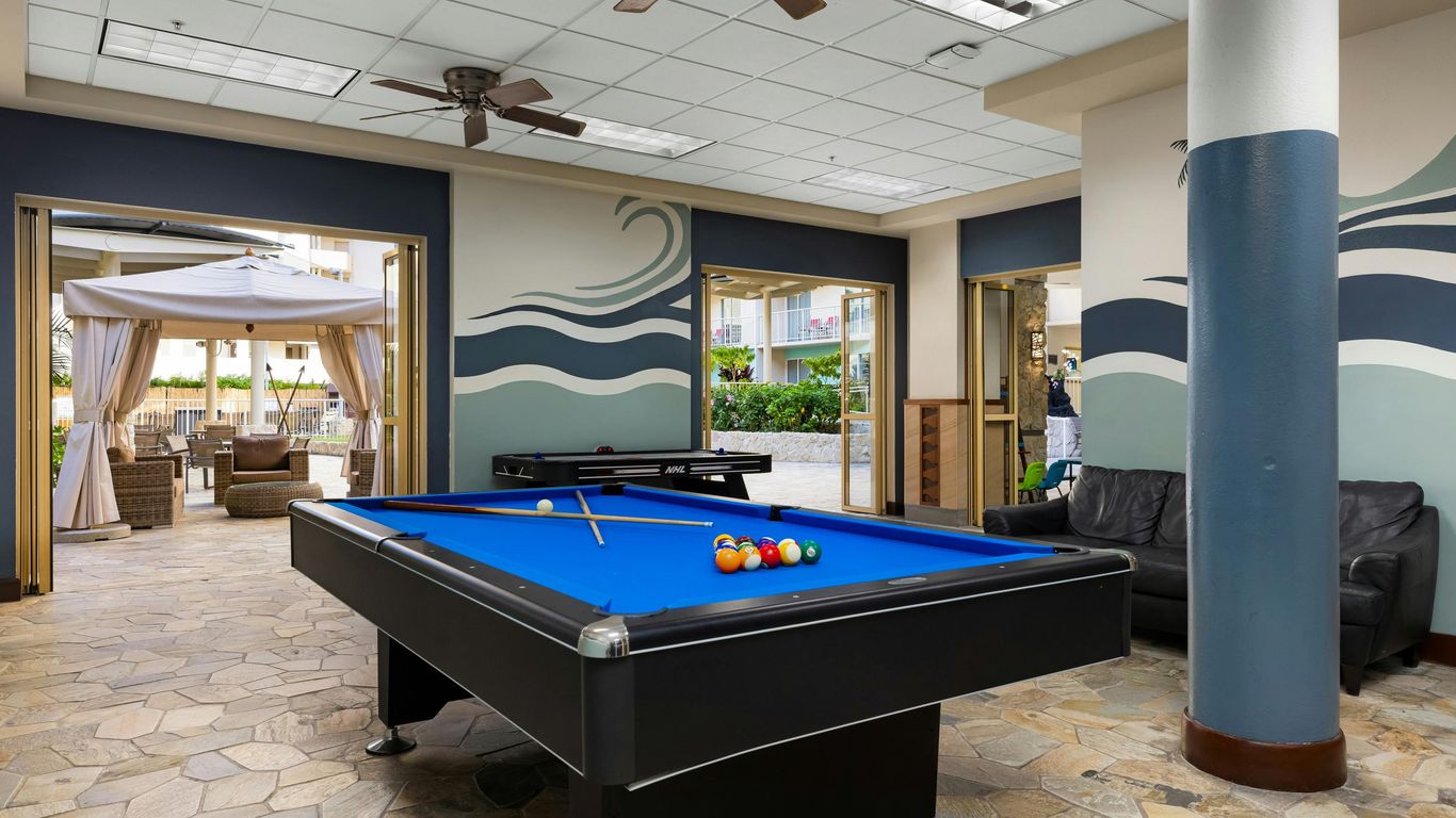 Club Wyndham at Waikiki Beach Walk