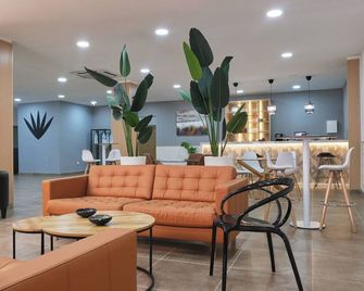 Hotel Aloe Emira Nkc - Nuakšott