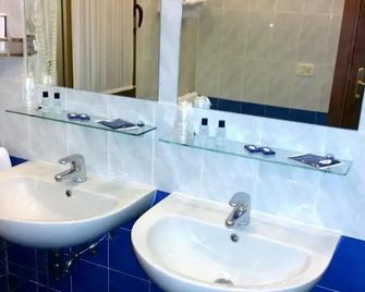 Hotel San Marco - Arezzo - Bathroom