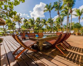 Turneffe Island Resort - Turneffe - Patio