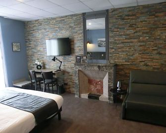 Hotel Sur Le Quai - Port-Vendres