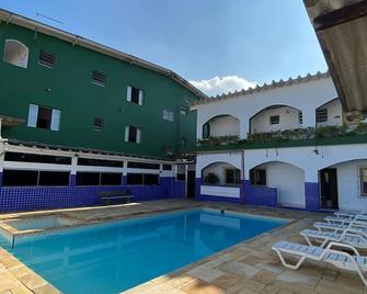 Colônia dos Papeleiros Sintipacesp - Praia Grande - Pool