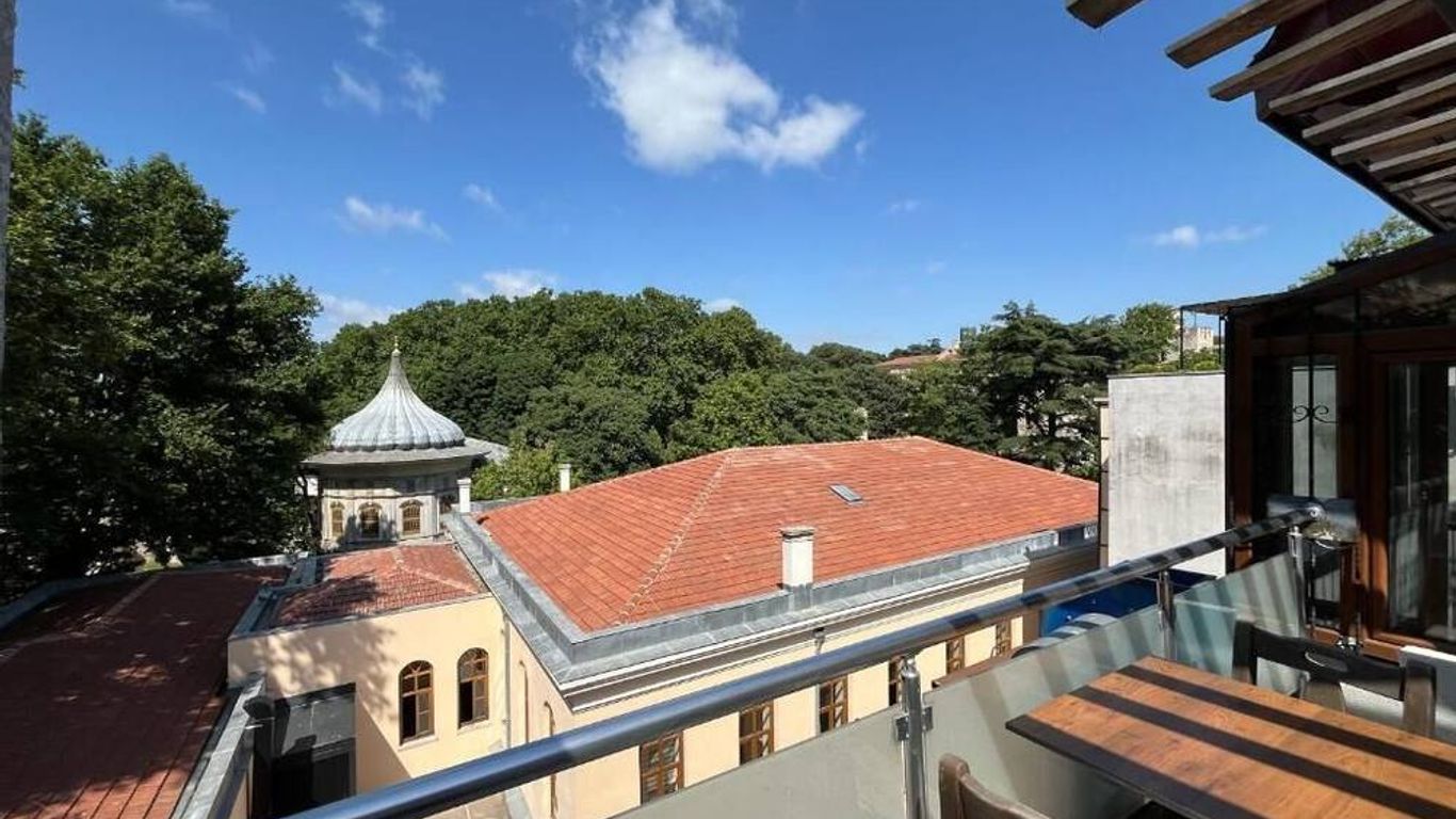 Le Safran Suite Hotel