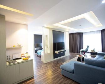 Central Hotel Thanh Hoa - Thanh Hoa - Living room