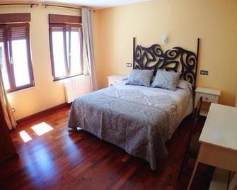 Hostal plaza mayor carrión de los condes - Carrión de los Condes - Bedroom