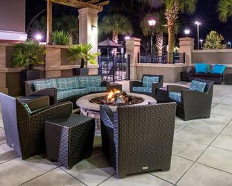Residence Inn by Marriott Gainesville I-75 - Gainesville - Hàng hiên