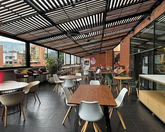 تيكوينداما هوتل ميديلين - ميديلين - مطعم