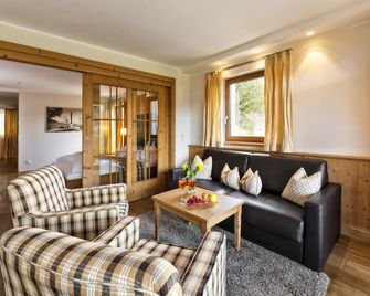 Hotel Sulfner - Hafling - Wohnzimmer