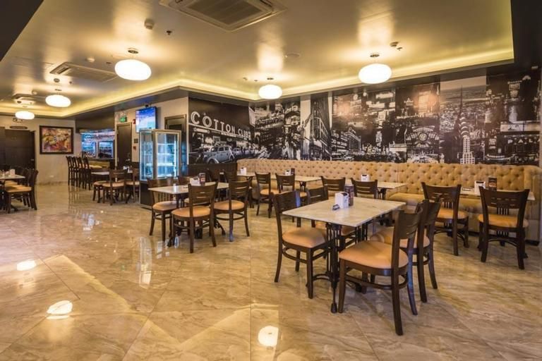 ريتز أستور هوتل