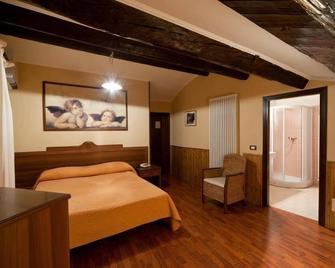 Hostaria da Lino - סן מרינו - חדר שינה