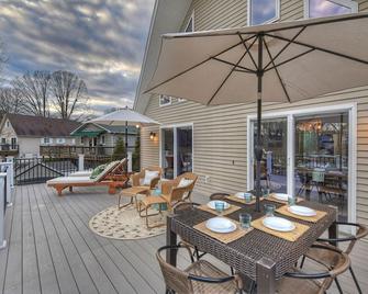 Blue Wing Bay - Mooresville - Patio