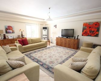 Paradise Town Villa Belle - Belek - Huiskamer