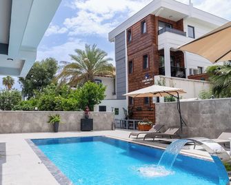 Euronova Hotel & Suites - Kemer - Piscină