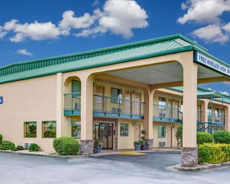 Days Inn by Wyndham Macon I-475 - Macon - Building